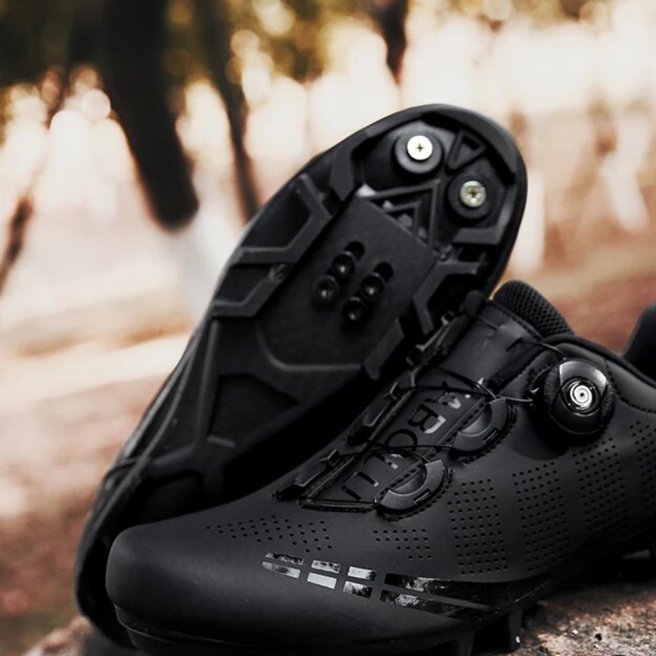 Cycling Shoes – Men’s Mountain Bike Shoes with Rotating Buckle