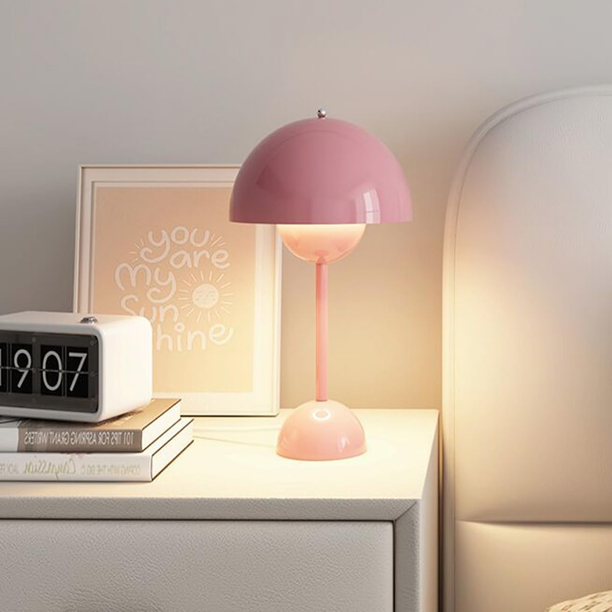 Scandinavian Mushroom Flower Table Lamp – Minimalist Nordic Wood Decor
