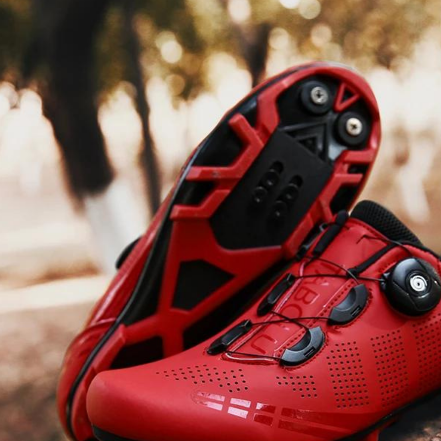 Cycling Shoes – Men’s Mountain Bike Shoes with Rotating Buckle