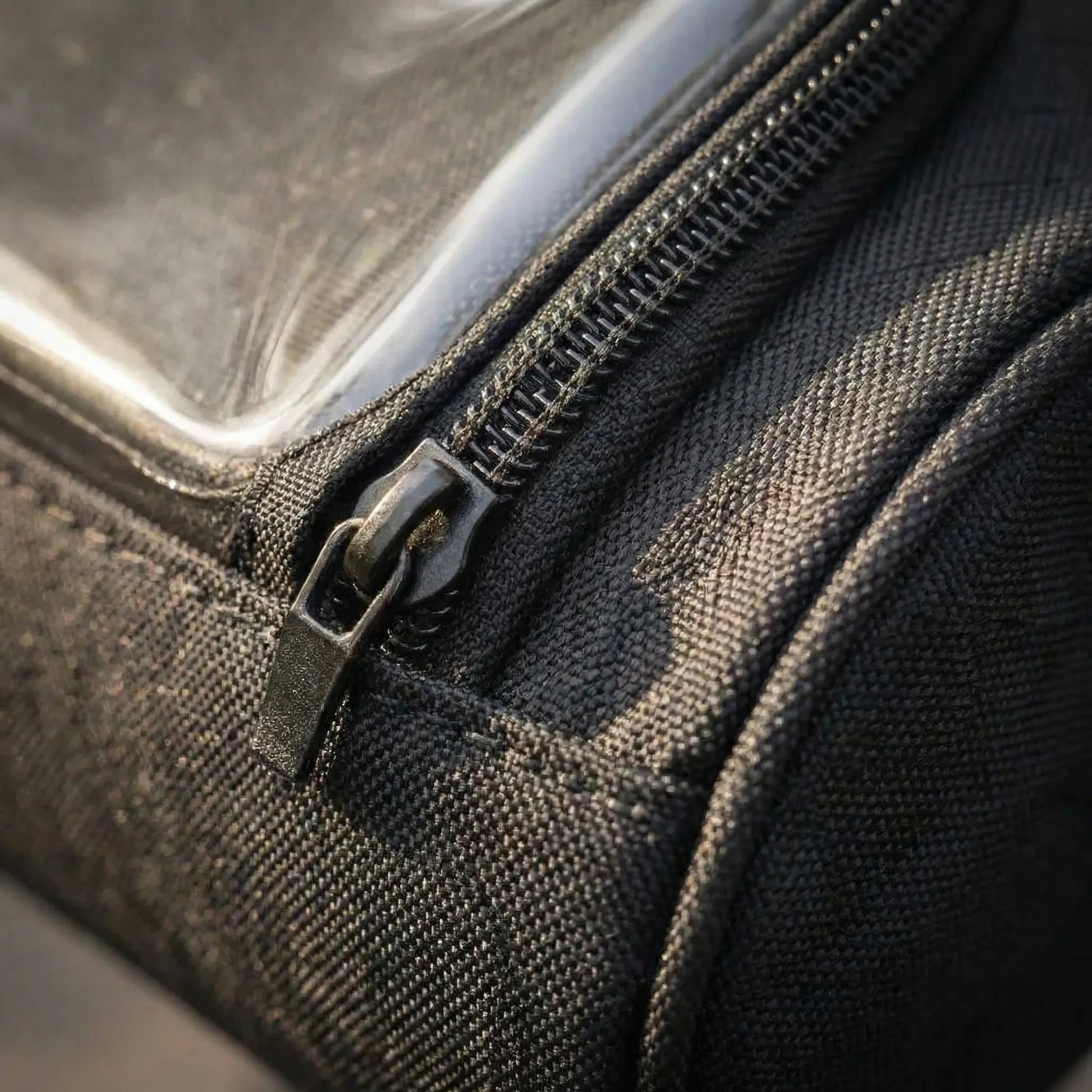 Handlebar Bag – Bicycle Bag with Touchscreen Window