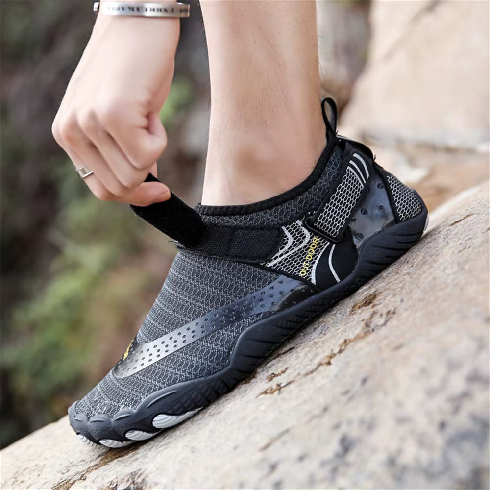 Water shoes stretch fabric quick-drying mesh upper close up