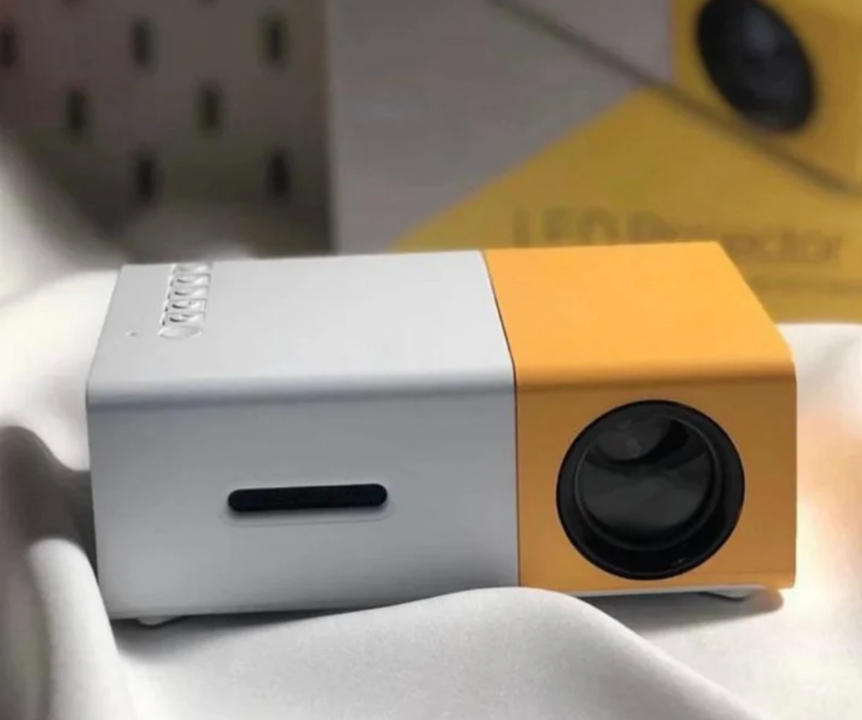 Mini Projector  Pro – Portable Pocket Projector for Bedroom, Travel & Family Entertainment