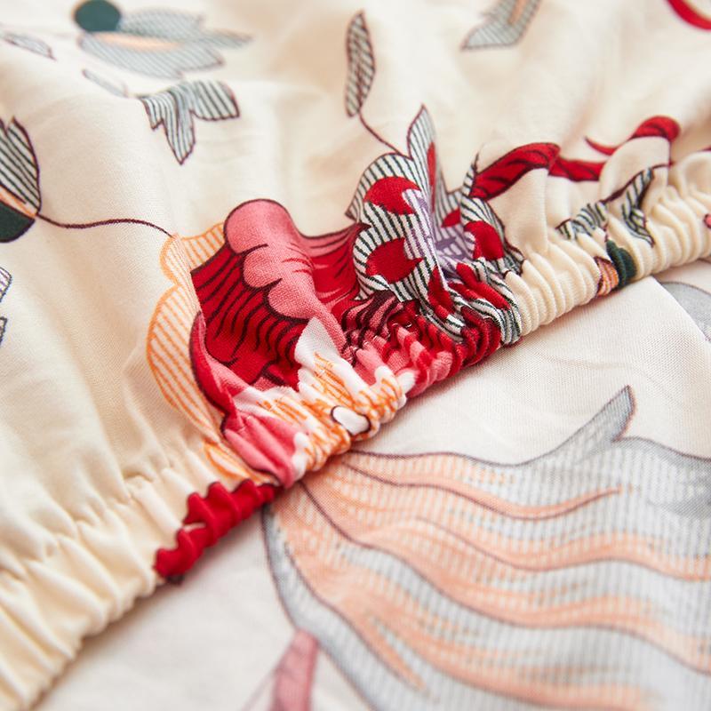 Floral Stretch Sofa Cover — Botanical Print, Machine-Washable Slipcover with Elastic Hem (1–4 Seater)