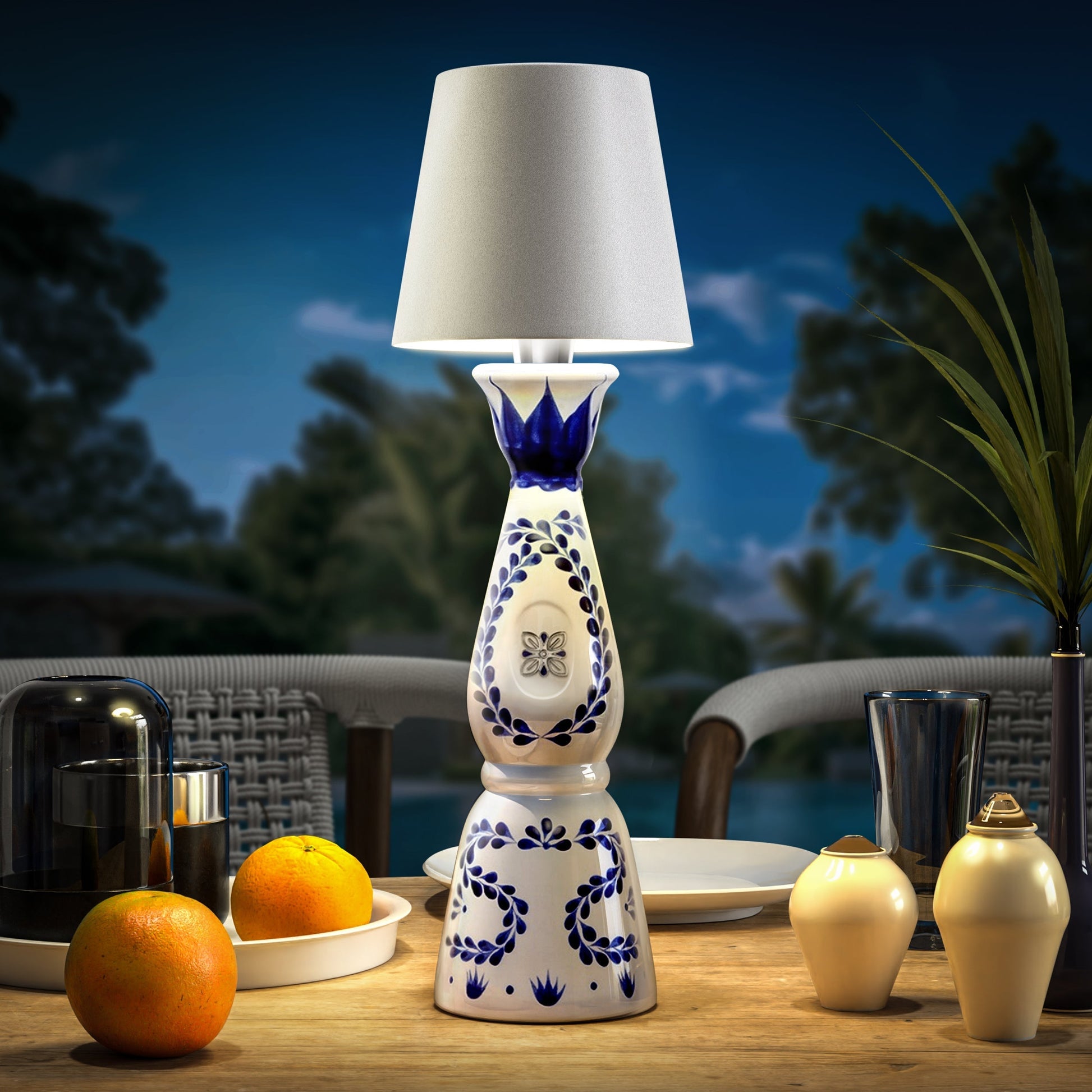 Rechargeable Bottle-Top Lamp — 3000K Warm LED, USB-C, Portable Centerpiece